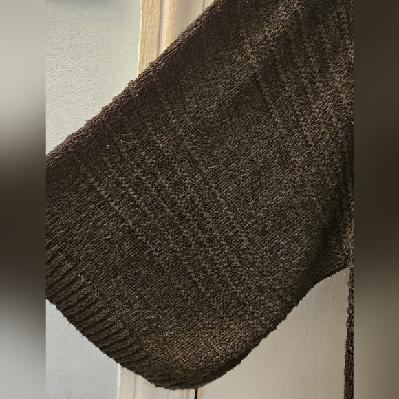 2 Cardigans - Picture 5 of 13